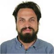 Insegnante di matematica e materie umanistiche con esperienza