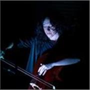 Clases de violoncello. Se provee instrumento y material de estudio