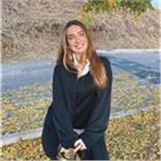 Soy profesora de clases de repaso de personas de bachillerato y secundaria