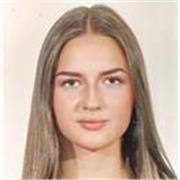 Profesora titulada en Bachillerato de modalidad de Ciencia y Tecnología.