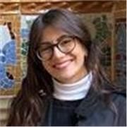 Laureata in lettere moderne, studentessa di filologia moderna, impartisce lezioni per tutti gli studenti, di italiano e grammatica