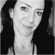 Profesora de dibujo y pintura para infantil y primaria