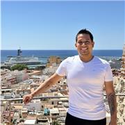 Ingeniero industrial con capacidad para enseñar a niños y jóvenes