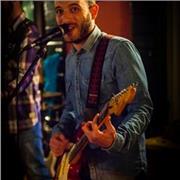 Insegnante di chitarra rock & pop, metodo Trinity college (grade 8)