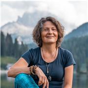 Life Coach on clarity, confidence, and stress management