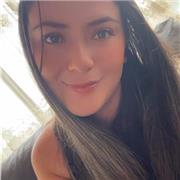 Profesora de apoyo escolar, profesional en curso de trabajo social