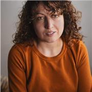 Docente disponibile per tutte le materie tranne quelle scientifiche. Pluriennale esperienza nell' insegnamento