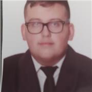 Técnico en Sistemas Microinformáticos y Redes ofrece clase de primaria a ESO