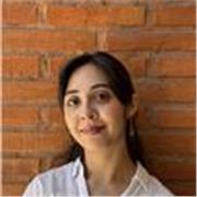 Profesora en Letras imparte clases de español, de lengua y de literatura a todas las edades