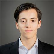 Professeur/Tuteur avec une expérience solide dans le domaine et des connaissances approfondies