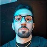 Studente di chimica triennale di chimica alla università Federico II, diploma perito chimico. Offre lezioni medie e superiori