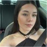 Profesora de Inglés con nivel C1 cambridge (grado A =C2) con experiencia enseñando el idioma.