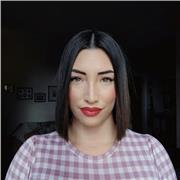 Insegnante esperta e appassionata di didattica della lingua spagnola