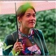 Insegnate di Scienze Filosofiche ed Educatrice si offre come Aiuto compiti