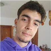 Respetuoso, educado y centrado. Puedo impartir perfectamente un nivel medio de inglés