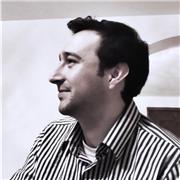 Conocimiento avanzado en creación y diseño de impresos y material POP para campañas publicitarias, así como en campañas de marketing on-line, redes sociales, multimedias y páginas web