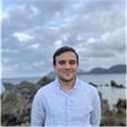 soy Mario! Ingeniero industrial, actualmente me encuentro estudiando el máster habilitante. Durante toda la carrera he ayudado a varios estudiantes a superar tanto la ESO como la prueba de acceso Evau en las asignaturas de Matemáticas, Física y Quími