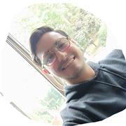 Profesor de literatura y castellano en inglés o español. Ayudo a desarrollar pensamiento y lectura critica haciendo de este proceso algo fácil y entretenido.a