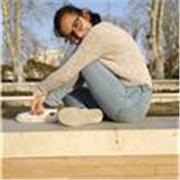 Profesora de Diseño de Moda y Arte apta para todas las edades y niveles.