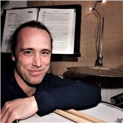 Learn the drums at your own pace with healthy practice methods from a professional drummer in London or online