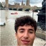 Studente universitario di Economia in inglese offre ripetizioni e aiuto compiti per medie e superiori a domicilio o online