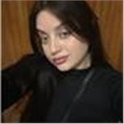 Formada em Pedagogia e apta para ensinar. 6 anos na Educação