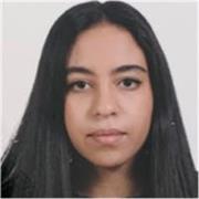 profesora de lengua castellana y literatura imparte a niños y adolescentes