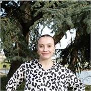 Étudiante en master 1 de droit et sciences du travail européen : donne des cours en français 