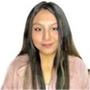 Profesora de Psicología imparte a adolescentes