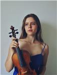Insegnante di violino,laureata presso il conservatorio di alessandria a.vivaldi.lezioni aperte a tutte le età e livelli,dai 5 anni