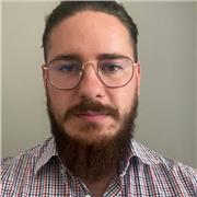 Diplômé d’un Master 2 en droit et fiscalité des entreprises en 2021, j’occupe un poste de juriste en droit des affaires dans un cabinet d’avocat depuis l’obtention de mon diplôme. Partager mes connaissances avec vous afin de vous orienter vers la pratique