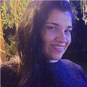 Soy una apasionada profesora de inglés con 17 años de experiencia