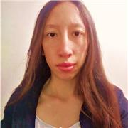 Clases tanto grupales como personalizadas de fútbol, vóleibol en formación, habilidades básicas motrices, y actividades recreativas