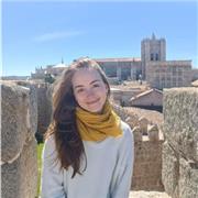 Estudiante de máster imparte clases de biología, química, matemáticas, inglés... Experiencia en clases a niños y adolescentes con buenos resultados