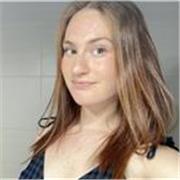 Soy Laura Fernández, estudiante de Enfermería, y ofrezco clases particulares de Biología y Química para 2.º de Bachillerato.