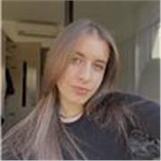 Sono una ragazza empatica che ha voglia di aiutare altri studenti a raggiungere i loro obiettivi.