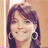 Sono un'insegnante, musicoterapista, specializzata anche per il sostegno per la scuola primaria. insegno da oltre 15 anni nella scuola. amo il mio lavoro