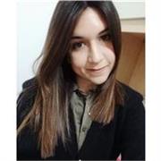 Laureata in Lettere moderne e attualmente laureanda in Filologia moderna, impartisco ripetizioni di latino e materie umanistiche