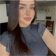 Chica de 16 años imparte clases de inglés para cualquier niño de menos de 13 años