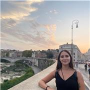 Effektive Nachhilfe mit erfahrenem Bachelor-Studenten Milena