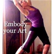 Personal Trainer with Balance & Flow in English.