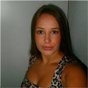 Tengo experiencia en enseñar académicamente, me encanta pasar tiempo con niños y me gusta mucho este trabajo