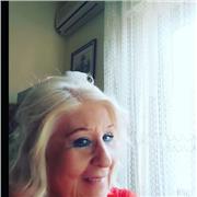 Sono maestra scuole elementari e insegnante di sostegno. Spero di poter iniziare lezioni con tutti voi ragazzi. Possiamo farcela insieme