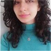 Ragazza con ottima padronanza della lingua spagnola impartisce lezioni a persone di tutte le età