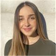 Profesora de castellano o catalán nativa ofrece clases particulares para niños. Posibilidad de hacerlo online.
