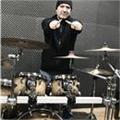 Profesor de batería con más de 30 años de experiencia. todas las edades y niveles