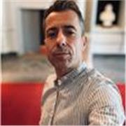 Professeur de direction de chœur et d’orchestre, tous types de répertoires 