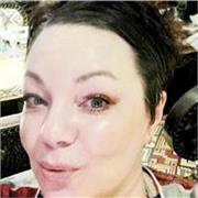 Im an experienced care worker, with a background in hospitality, dance and teaching 