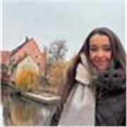 Latín y griego sin dramas: Graduada universitaria ofrece clases de asignaturas orientadas a bachiller y preparación universitaria en ámbito de humanidades