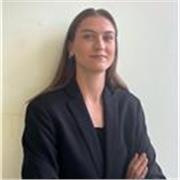 Laureata in lingue e comunicazione, offro lezioni di Italiano online per studenti di ogni livello, con percorsi personalizzati. 